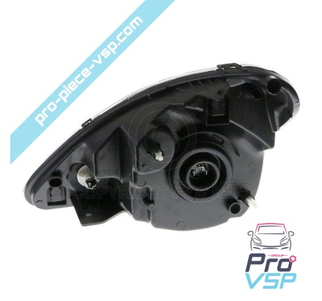 Right headlight (chrome bottom)