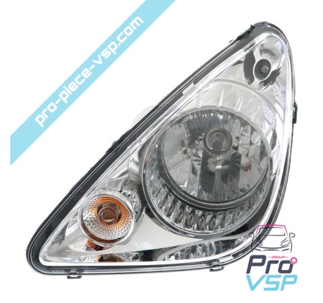 Left headlight (chrome bottom)