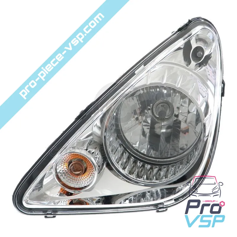 Left headlight (chrome bottom)