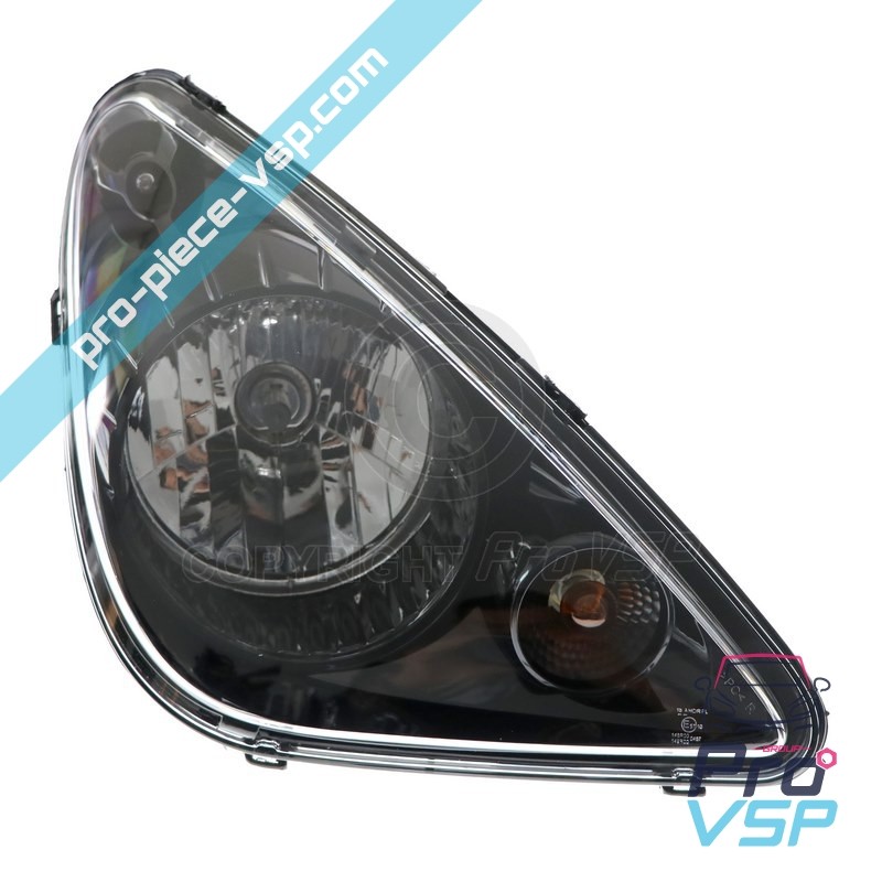 Farol direito (fundo preto) para Aixam Minauto