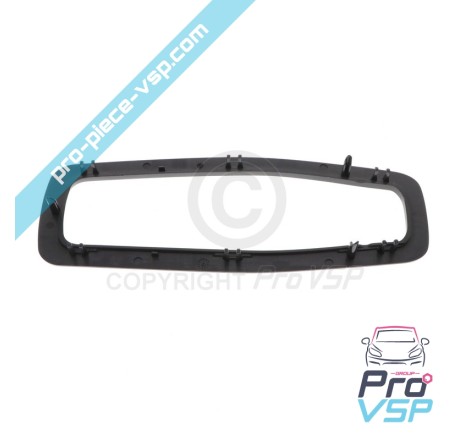Inner door handle entourage