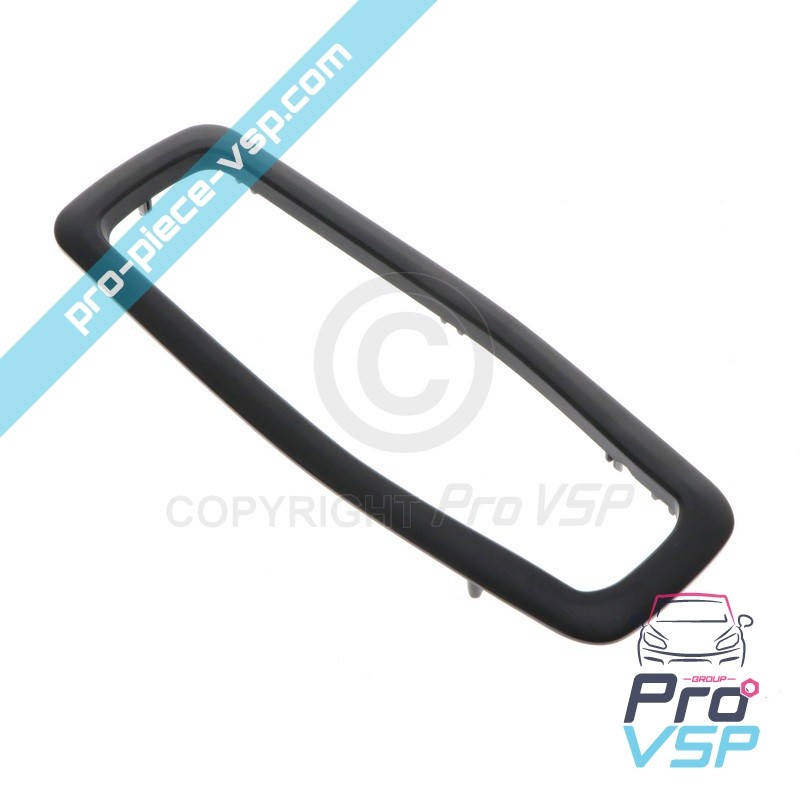 Inner door handle entourage