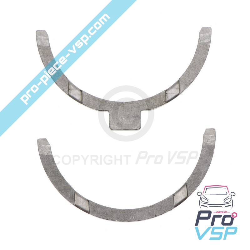 Crankshaft lateral shim