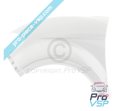Front left original (white) wing