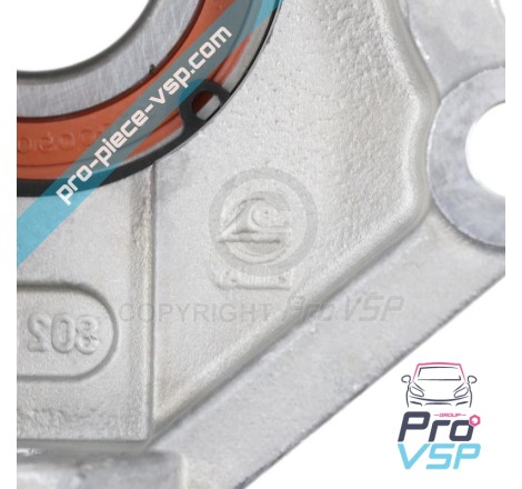 Left hub holder