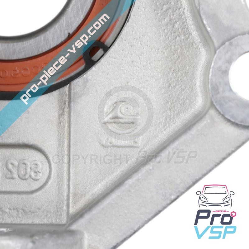Left hub holder