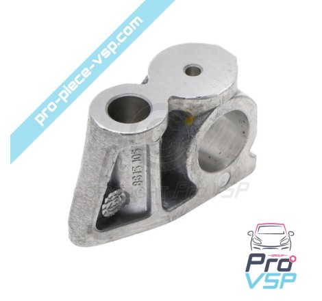 Valve rocker axis holder