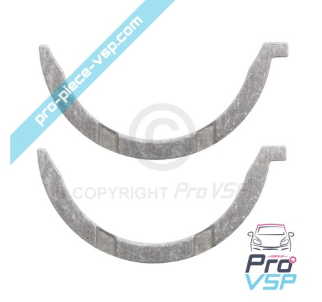 Crankshaft lateral shim