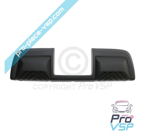 Rear bumper hubcap