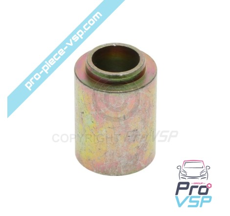 Box engine connection spacer