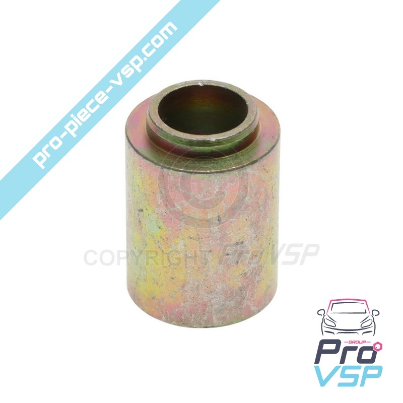 Box engine connection spacer