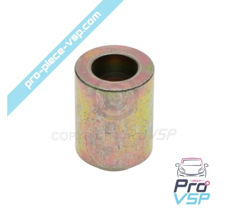 Box engine connection spacer