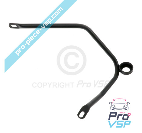 Radiator upper support