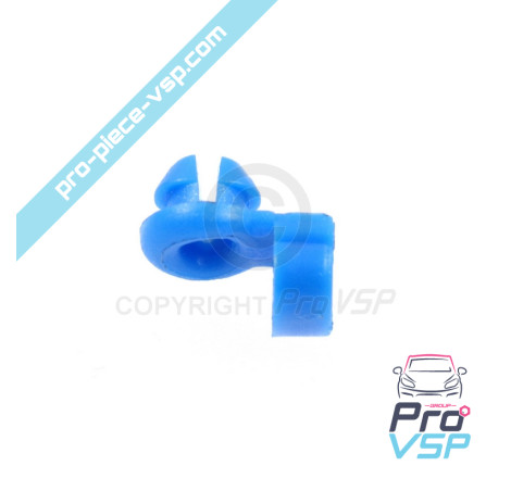 Door handle blue clip