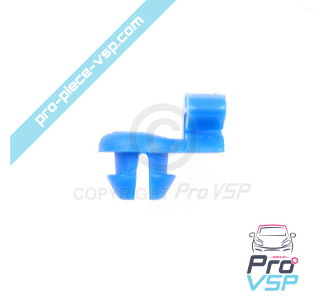 Door handle blue clip