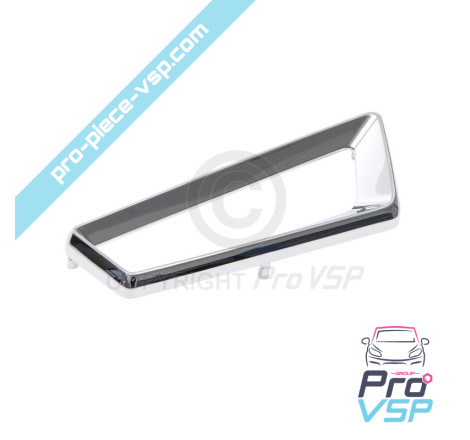 Left embolor of rear bumper