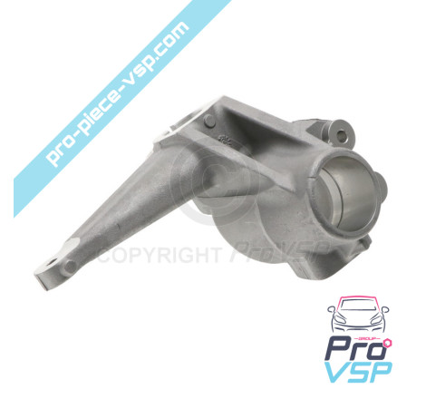 Right hub holder