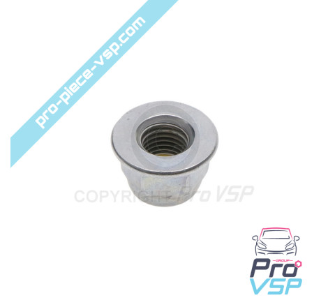 Steering ball nut