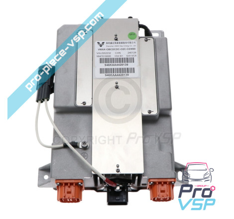 Traction battery charger