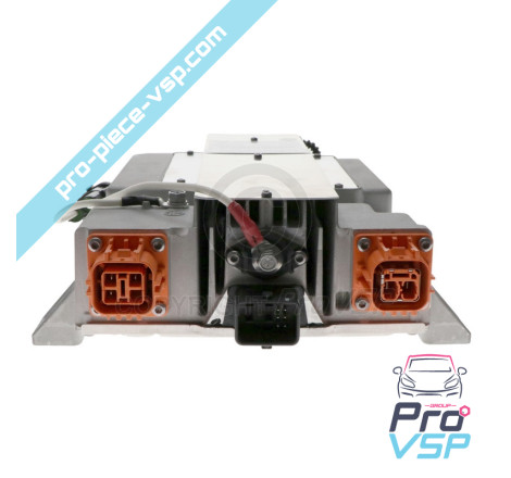 Traction battery charger