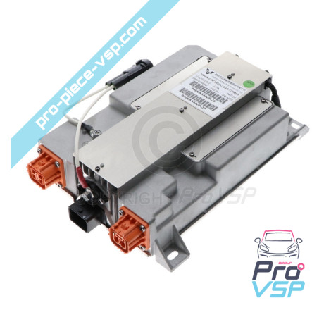 Traction battery charger