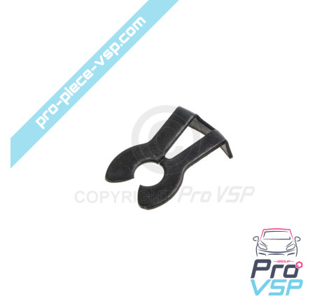 Door hinge clip