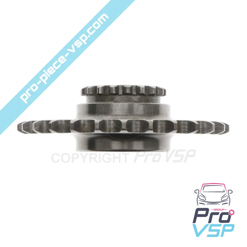 Reverse chain gear