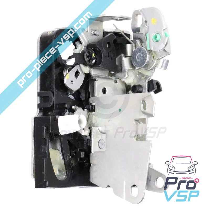 Right door lock for aixam