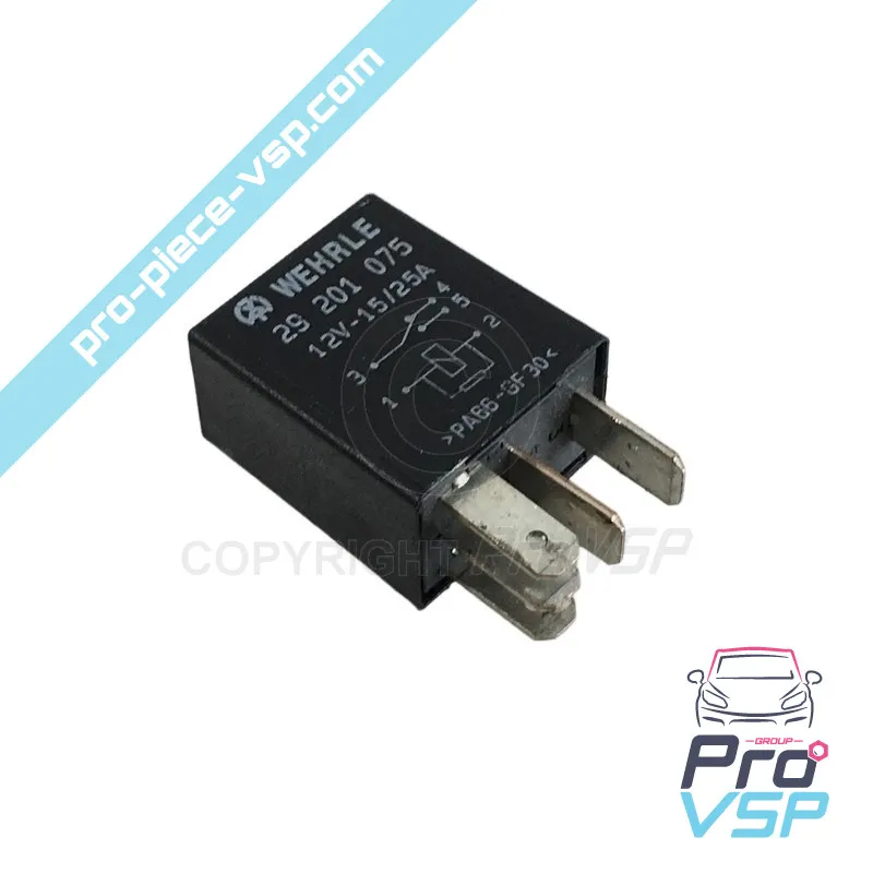Relè nero a 5 pin