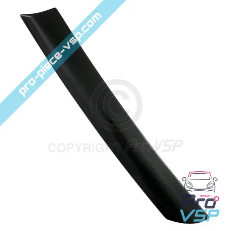 Right external windshield amount