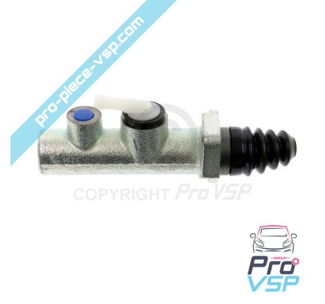 Master cylinder