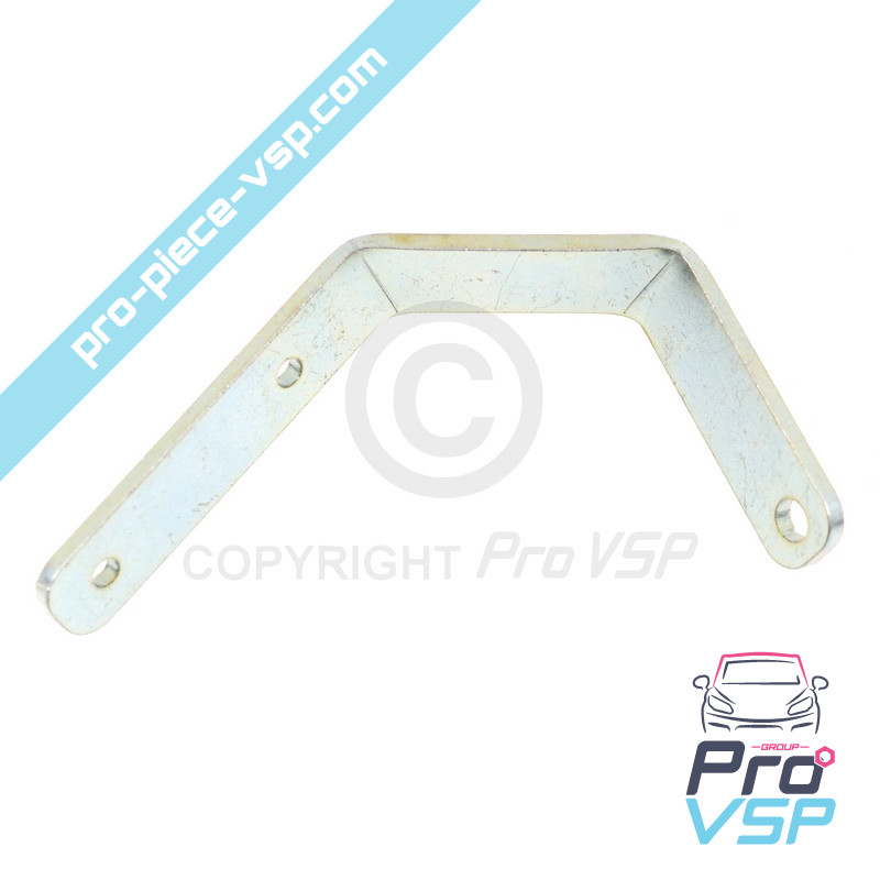 Lower straight leg of front bumper