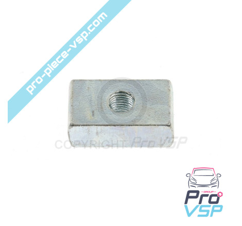Door striker