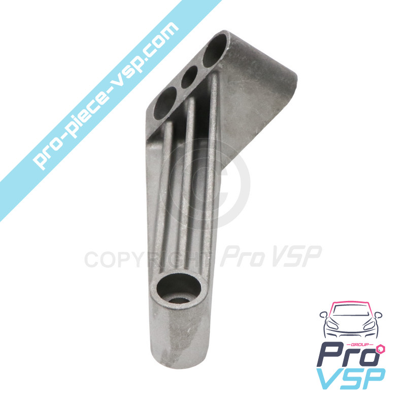 Front left engine mount