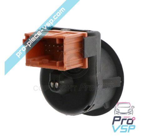 Mirror adjustment switch