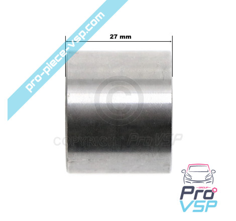 Rear bearing spacer