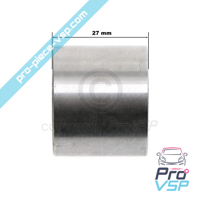Rear bearing spacer