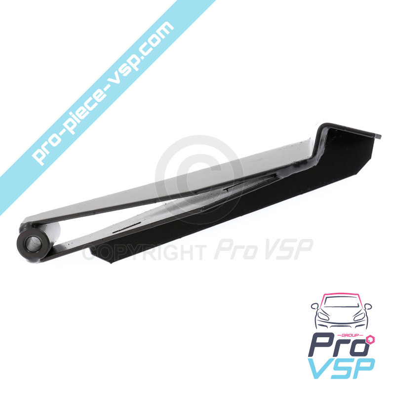 Front engine holder right