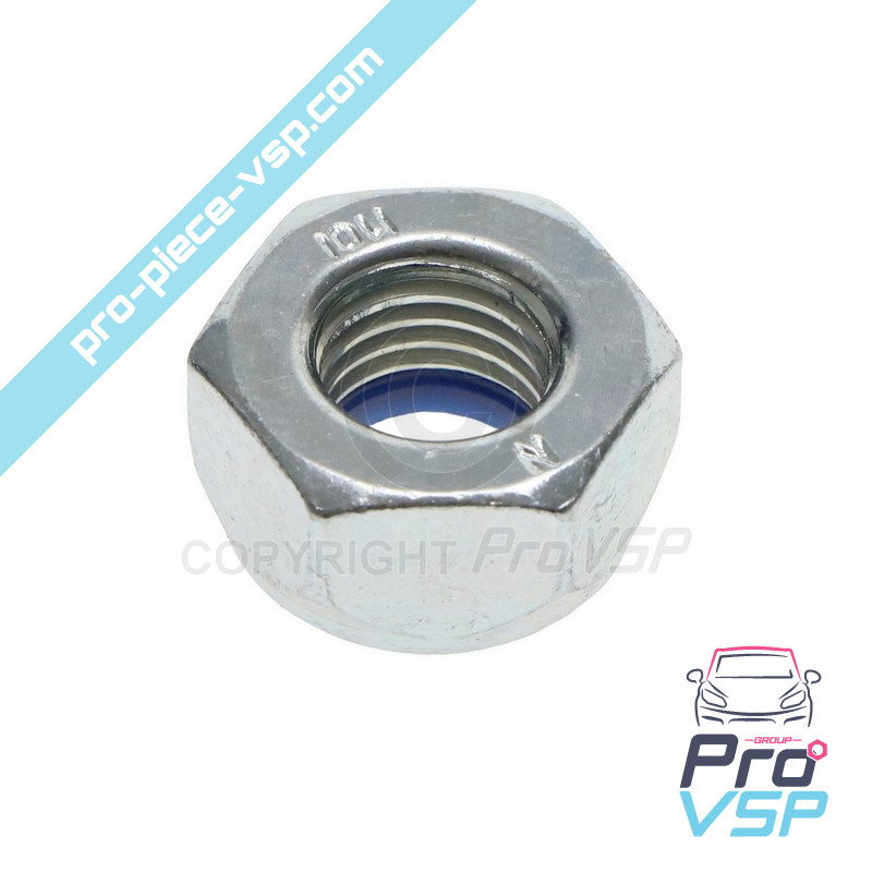 Rear hub axis nut