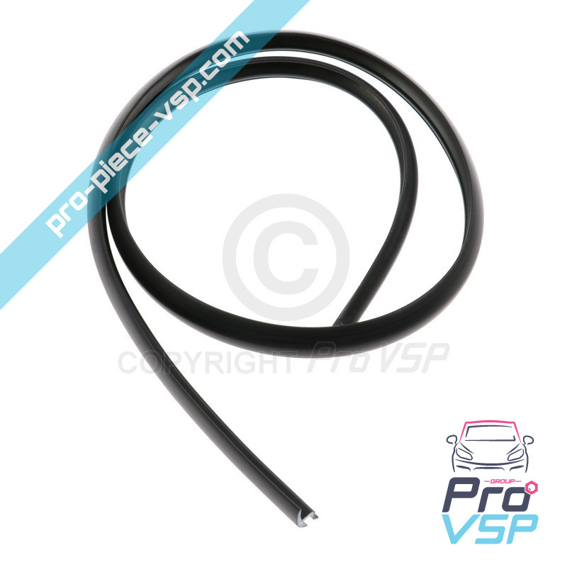 Gasket top of windshield