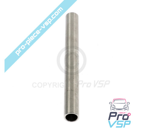 Rear triangle spacer