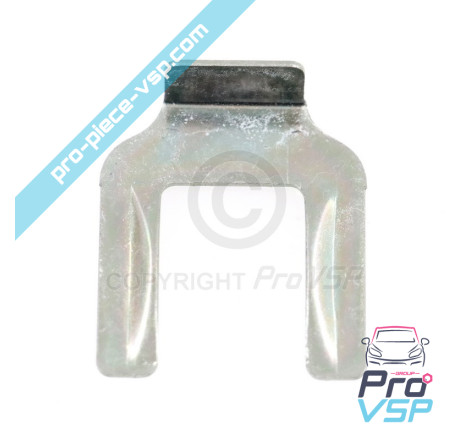Barrel fixing clip