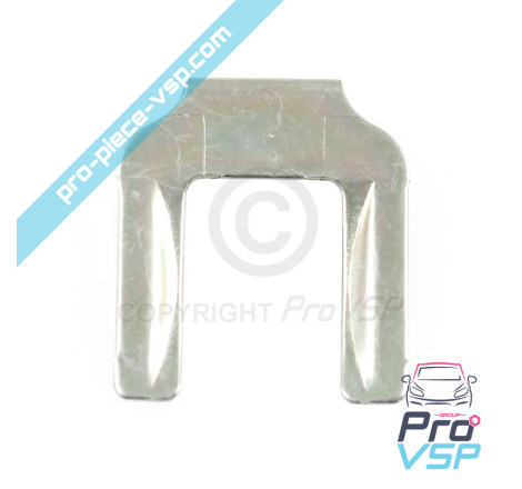 Barrel fixing clip