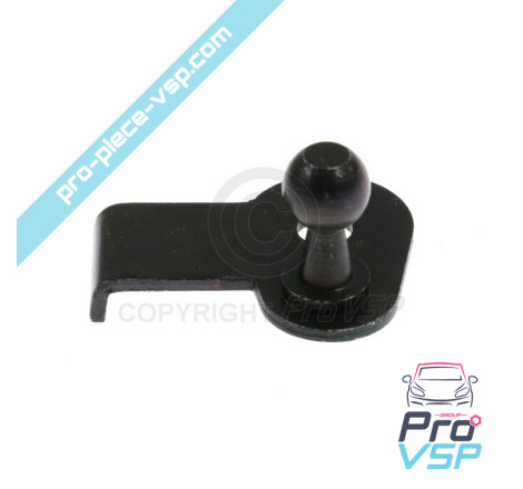 Left fixing of tailgate cylinder