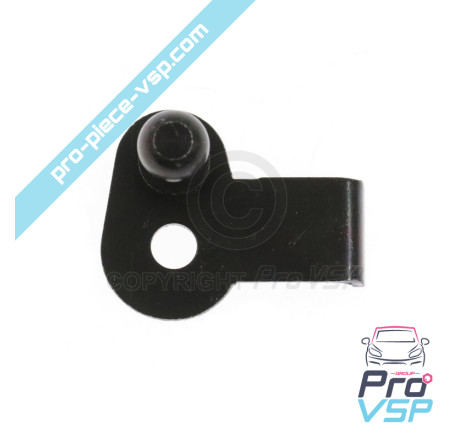 Left fixing of tailgate cylinder