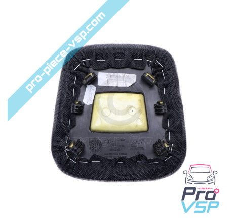 Pressionando a origem do encosto de cabeça para Renault Twizy