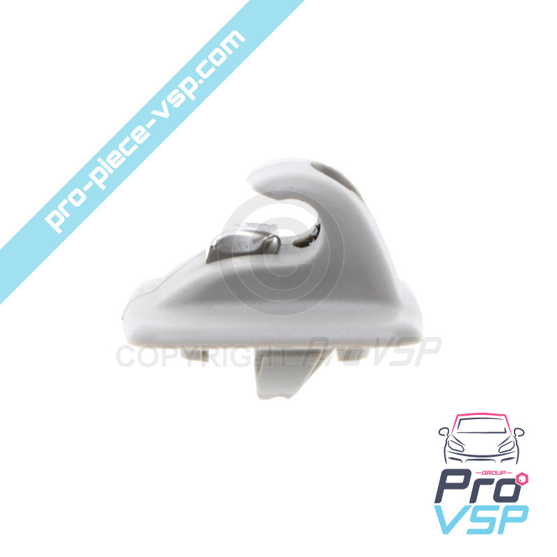 Arreglando visera solar