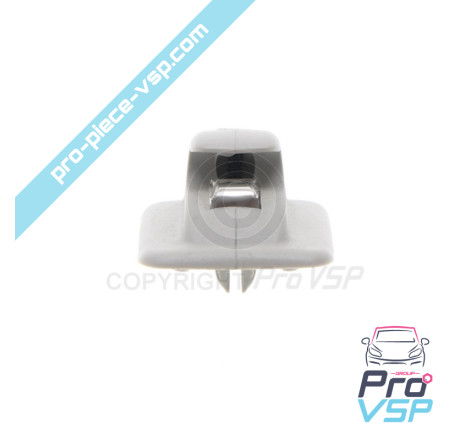 Arreglando visera solar