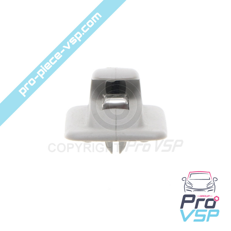 Arreglando visera solar