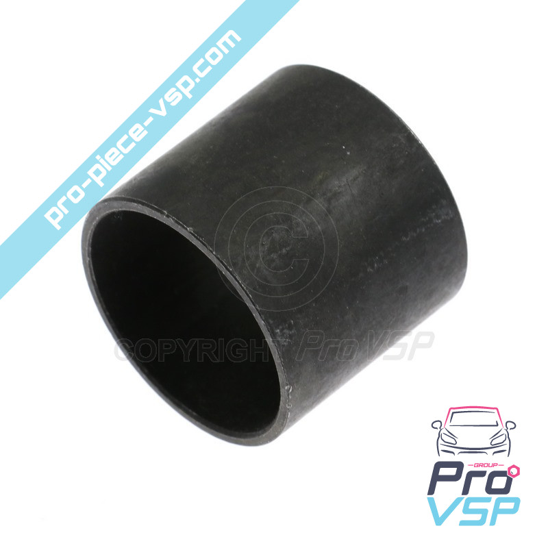 Front hub spacer